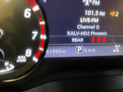 Used 2021 Nissan Titan PRO-4X w/ Pro-4x Convenience Package AWD/4WD image 15