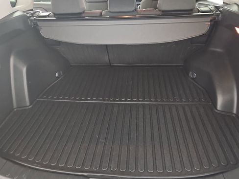 Used 2020 Toyota RAV4 XLE image 11