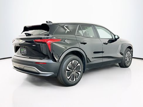 Used 2024 Chevrolet Blazer EV LT AWD/4WD image 9