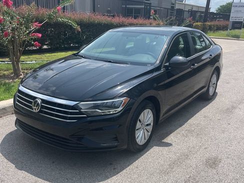Used 2019 Volkswagen Jetta S w/ Driver Assistance Package FWD image 1