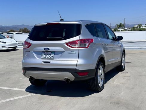Used 2014 Ford Escape SE FWD image 33