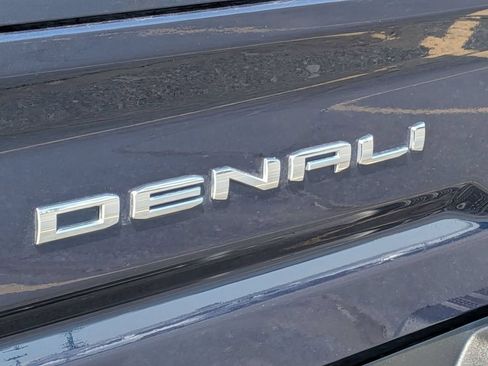 Used 2023 GMC Sierra 2500 Denali w/ Denali Ultimate Package AWD/4WD image 12