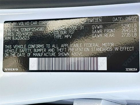 Used 2023 Volvo XC60 B5 Plus w/ Protection Package Premier image 36