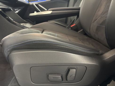 Certified 2025 BMW X2 xDrive28i w/ M Sport Package image 26