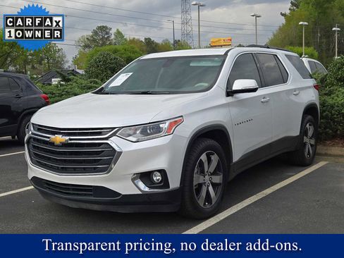 Used 2019 Chevrolet Traverse LT w/ LT Premium Package image 3
