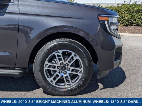 New 2026 Ford Expedition Active RWD image 13