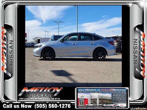 Used 2025 Honda Civic Sport image 4