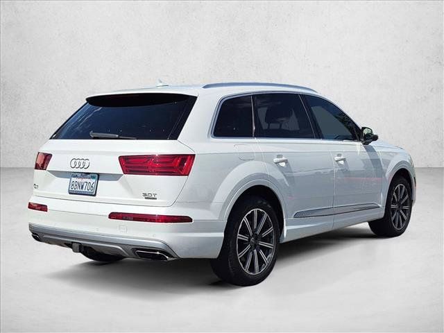 Used 2017 Audi Q7 3.0T Prestige w/ Prestige Package AWD/4WD image 5