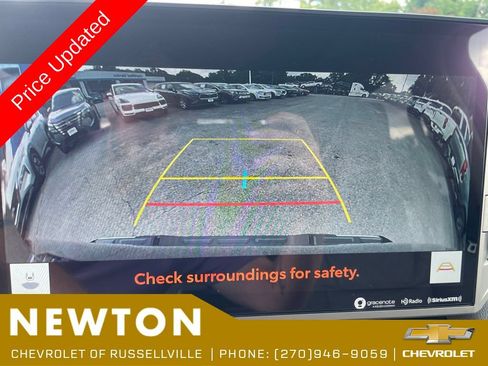 Used 2024 Toyota Tundra Limited w/ Power Package AWD/4WD image 11