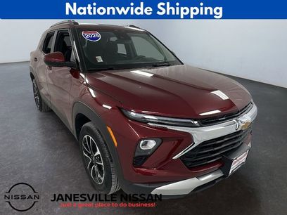 Used 2025 Chevrolet TrailBlazer LT w/ Driver Confidence Package
