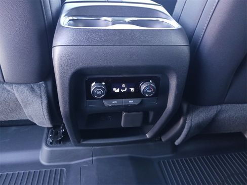 New 2026 Chevrolet Traverse Z71 image 22