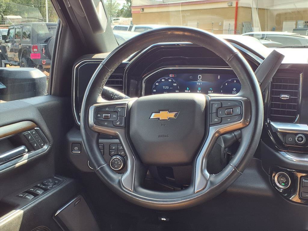 Used 2024 Chevrolet Silverado 2500 High Country w/ High Country Premium Package AWD/4WD image 13