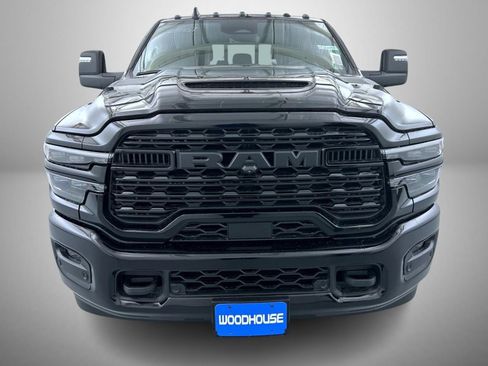 New 2026 RAM 2500 Limited AWD/4WD image 2