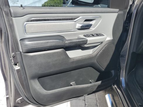 Used 2019 RAM 1500 Big Horn image 16