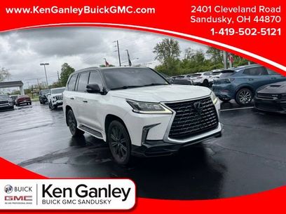 Used 2016 Lexus LX 570 4WD w/ Luxury Package