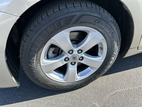 Used 2015 Toyota Sienna LE image 10