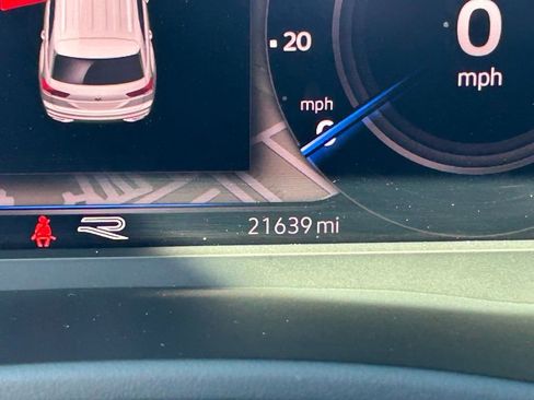 Used 2023 Volkswagen Atlas Cross Sport SEL R-Line image 32