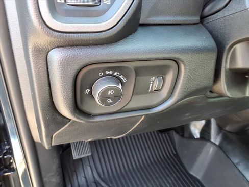 New 2026 RAM 2500 Tradesman w/ Chrome Appearance Group image 10