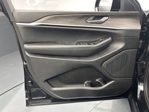 New 2026 Jeep Grand Cherokee Laredo image 20