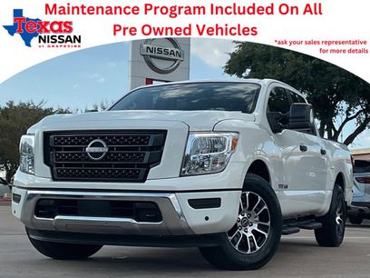 Used 2024 Nissan Titan SV w/ SV Convenience Package