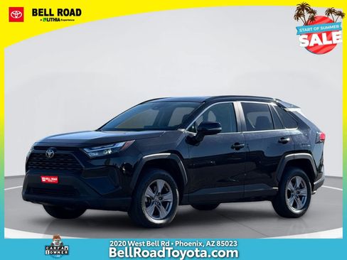 Used 2024 Toyota RAV4 XLE FWD image 1
