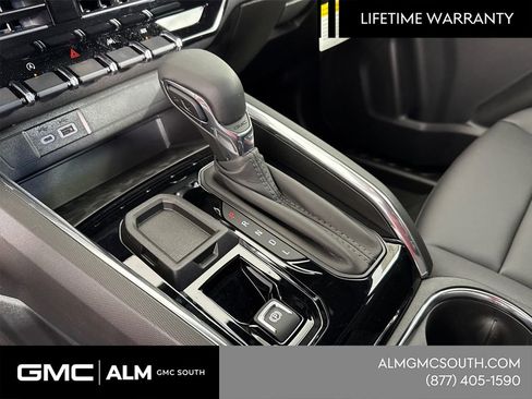 New 2026 GMC Canyon Elevation w/ Convenience Package image 32