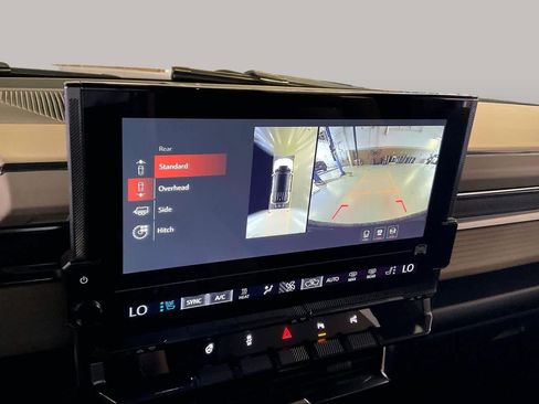 Used 2026 GMC Hummer EV SUV AWD/4WD image 26