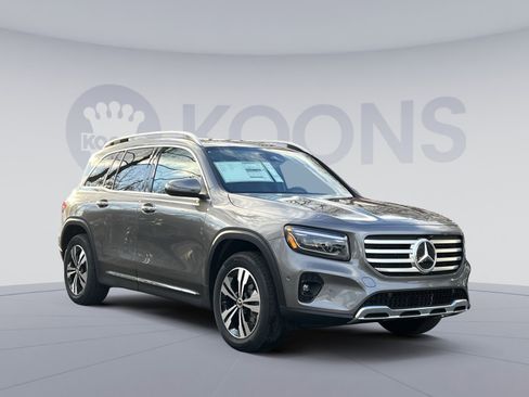 New 2026 Mercedes-Benz GLB 250 4MATIC image 8