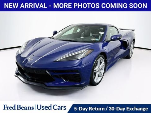 Used 2025 Chevrolet Corvette Stingray Preferred Cpe w/ Z51 Performance Package RWD image 3