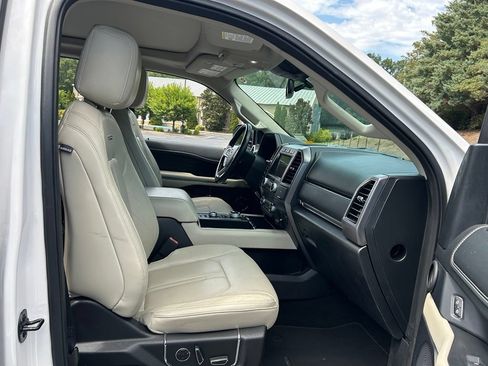 Used 2019 Ford Expedition Max Platinum AWD/4WD image 66