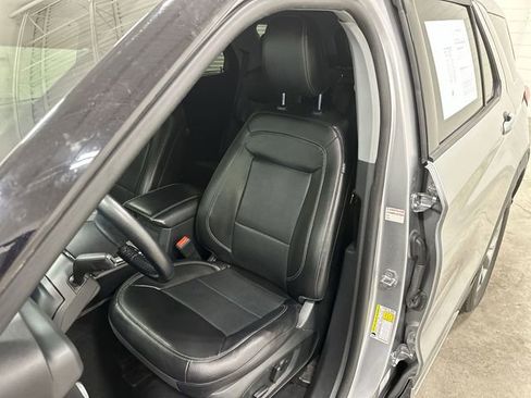 Used 2022 Ford Explorer Limited RWD image 15