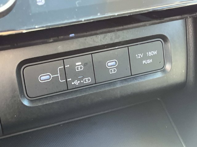 Certified 2026 Hyundai Tucson Limited FWD image 36