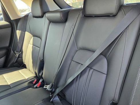 Used 2024 Honda HR-V EX-L image 12