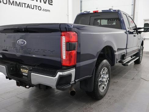 Used 2023 Ford F350 Lariat w/ FX4 Off-Road Package AWD/4WD image 4