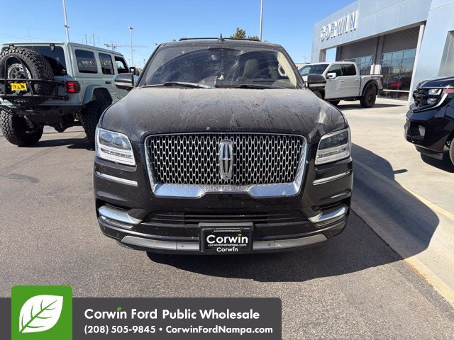 Used 2019 Lincoln Navigator L Reserve AWD/4WD image 2