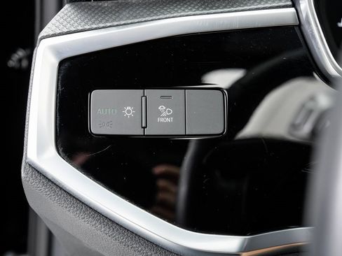 Used 2022 Audi Q3 2.0T Premium Plus image 10