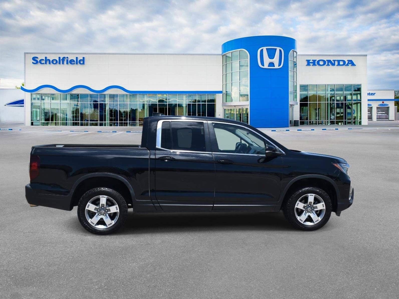 Used 2025 Honda Ridgeline RTL image 2
