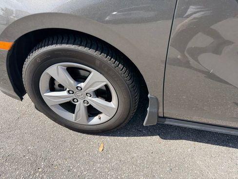 Used 2019 Honda Odyssey EX-L image 11