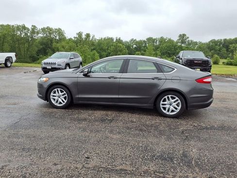 Used 2016 Ford Fusion SE w/ Equipment Group 202A FWD image 34