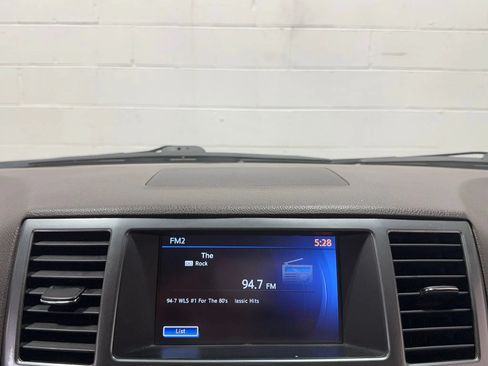 Used 2014 Nissan Armada Platinum w/ Platinum Reserve Package AWD/4WD image 25