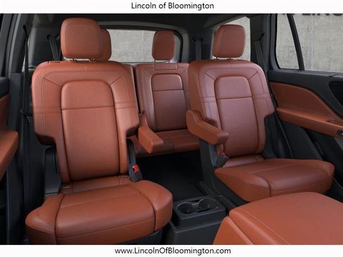 New 2026 Lincoln Aviator Reserve image 13