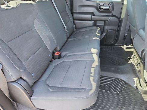 Used 2021 Chevrolet Silverado 1500 LT RWD image 25