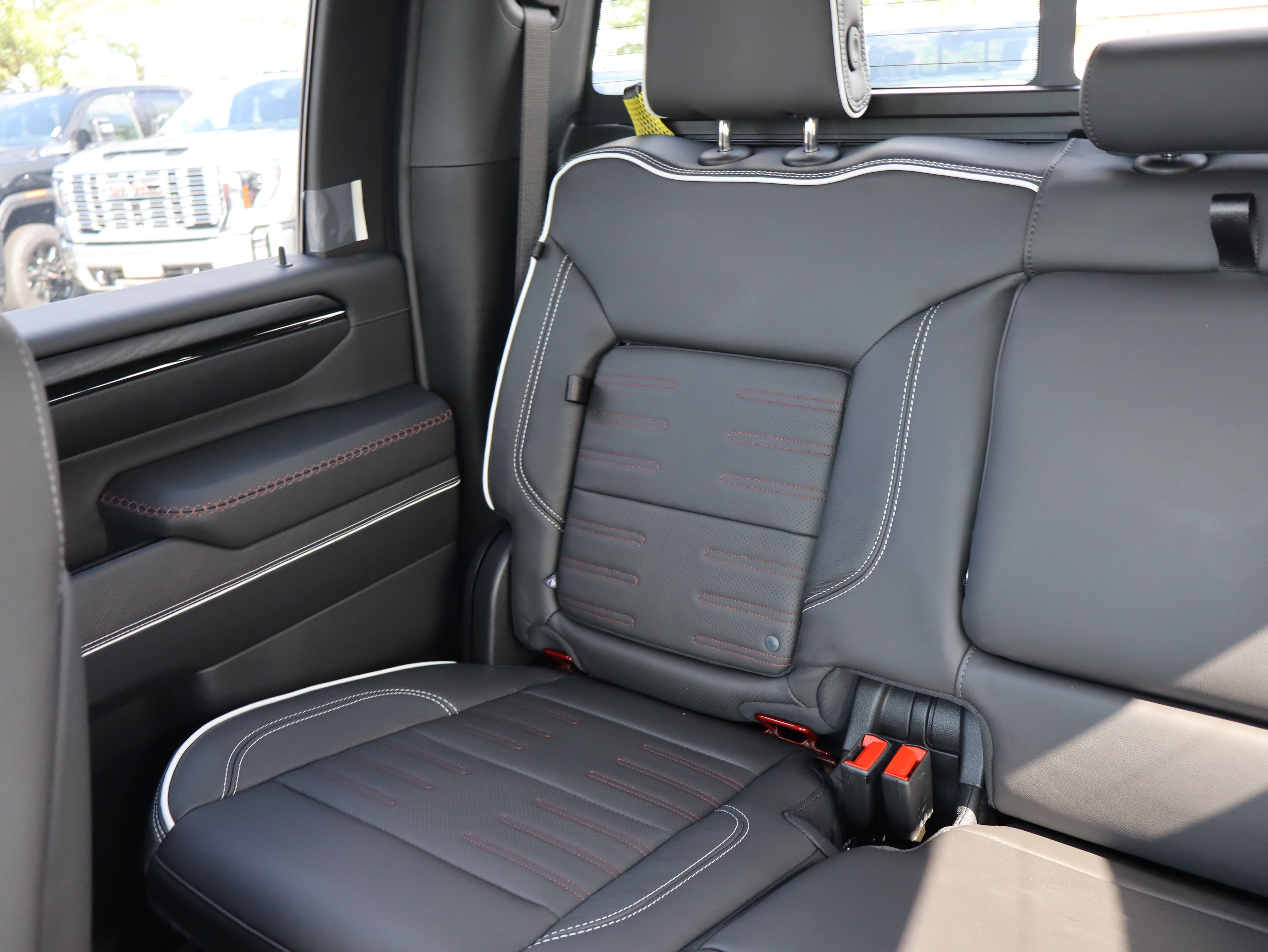New 2026 GMC Sierra 2500 AT4X AWD/4WD image 14