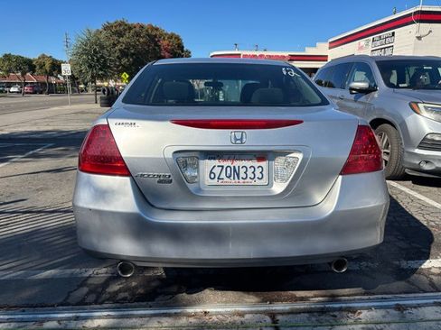 Used 2007 Honda Accord SE image 5