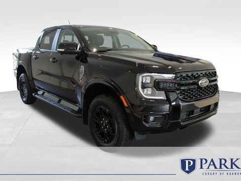 Used 2025 Ford Ranger Lariat w/ FX4 Off-Road Package AWD/4WD image 1