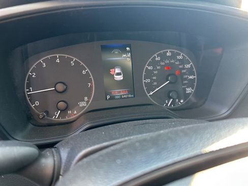 Used 2023 Toyota Corolla LE image 7