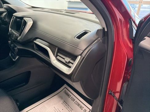 Used 2023 GMC Terrain SLE w/ Driver Convenience Package image 37