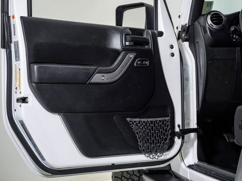 Used 2017 Jeep Wrangler Sport w/ Quick Order Package 24S image 25