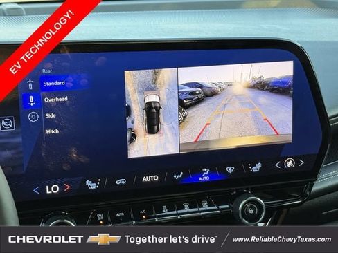 Used 2024 Chevrolet Blazer EV LT AWD/4WD image 22