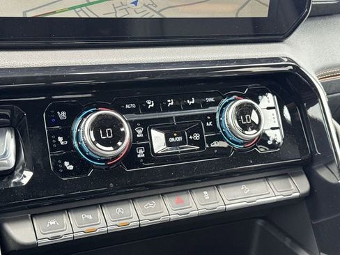 New 2026 GMC Sierra 1500 AT4 AWD/4WD image 21